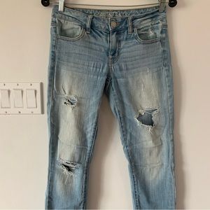American Eagle Distressed Jegging Light Wash Denim Jeans Women’s 2 Pant